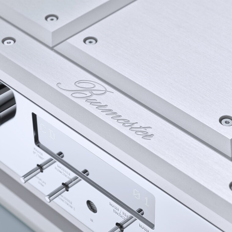 BURMESTER 077 Preamplifier + External PSU - Image 6