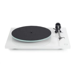 REGA Planar 2